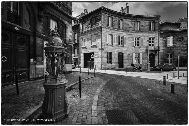 Great black and white photography of Bordeaux part 1 in France