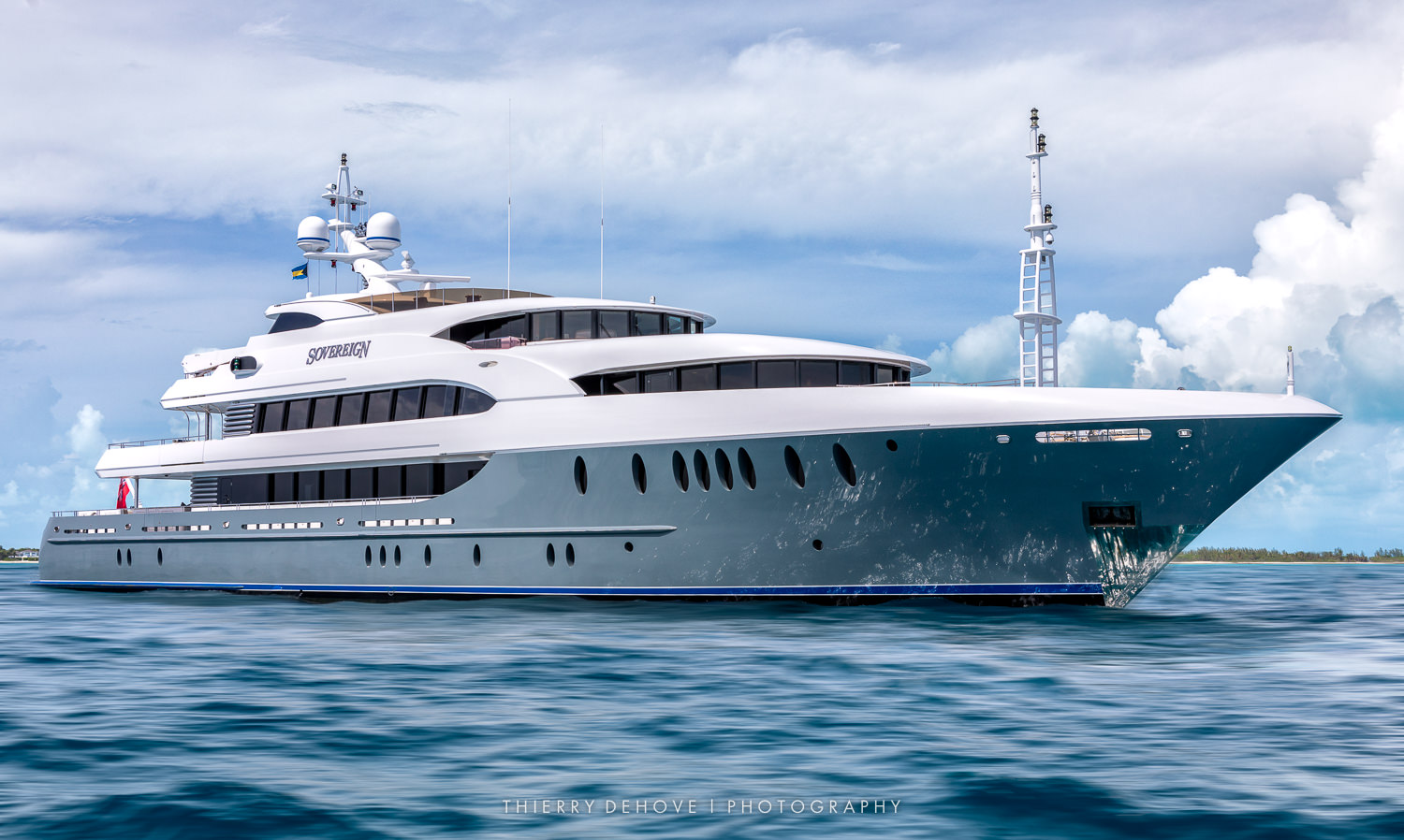Motor Yacht Sovereign 180' by Newcastle Marine